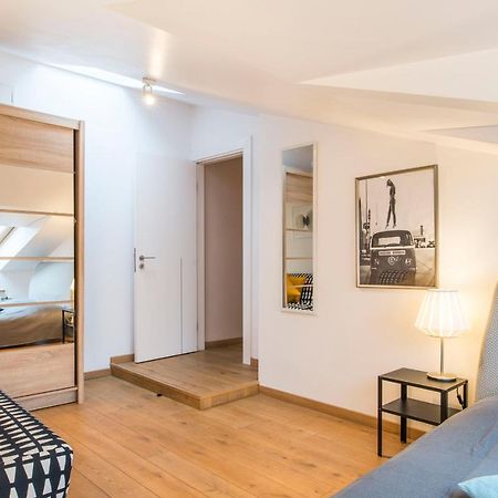 Central 2-Level Penthouse With Terrace And Free Parking Riga Exteriör bild