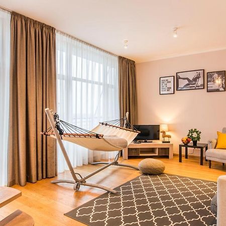 Central 2-Level Penthouse With Terrace And Free Parking Riga Exteriör bild