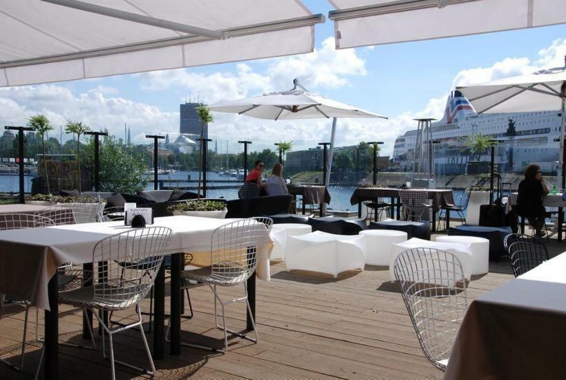 Central 2-Level Penthouse With Terrace And Free Parking Riga Exteriör bild